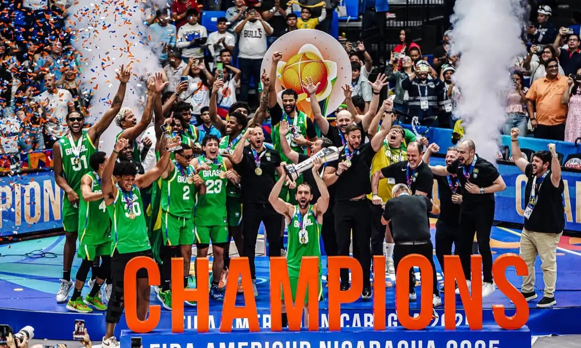 Brasil é campeão da AmeriCup de basquete após 16 anos