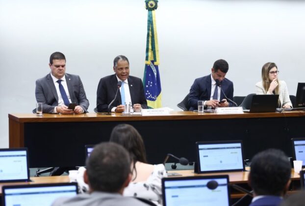 Discussão do Parecer do Relator.